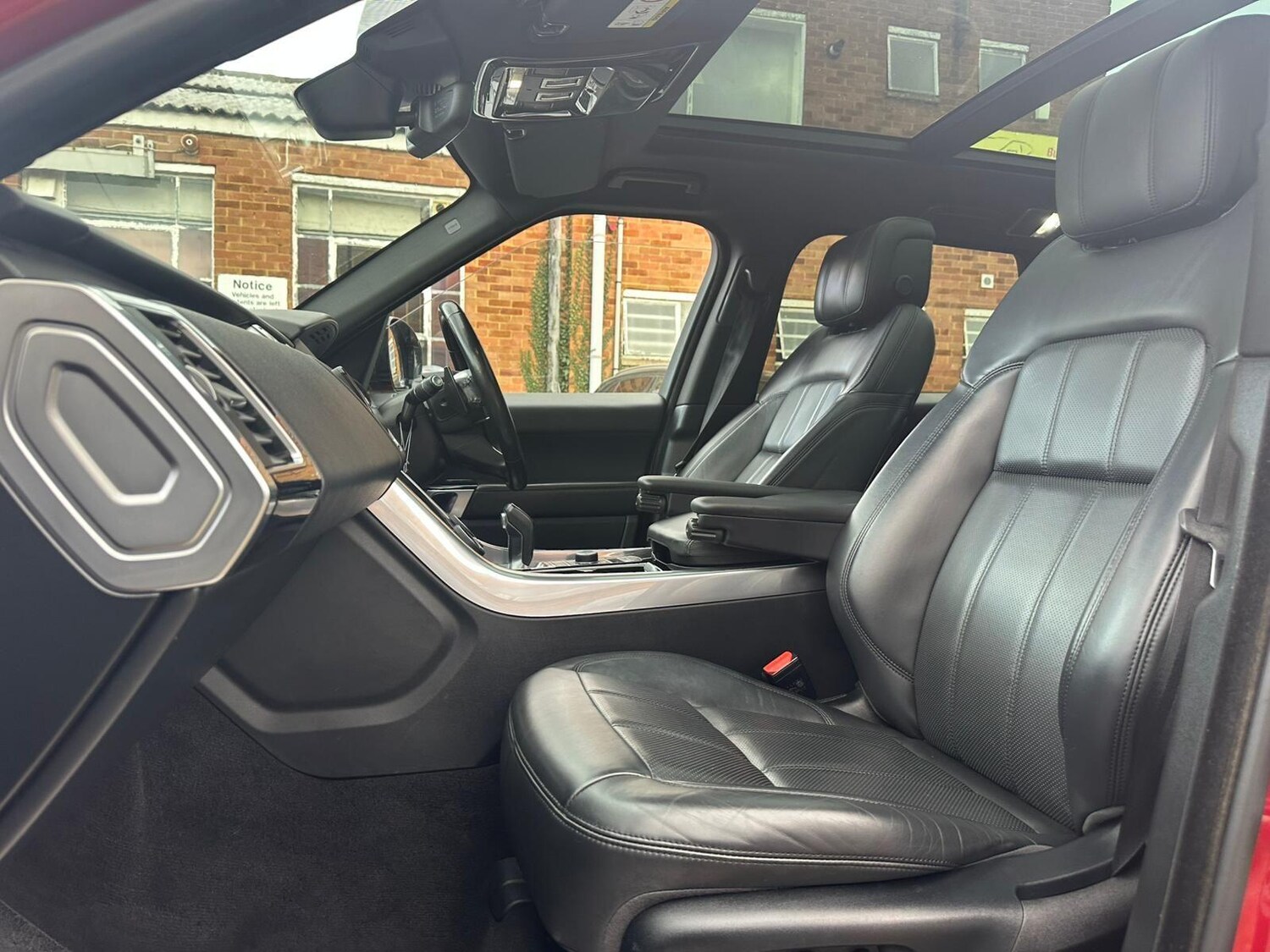 Used Land Rover Range Rover Sport 2018 for sale - 77839607: Photo 36