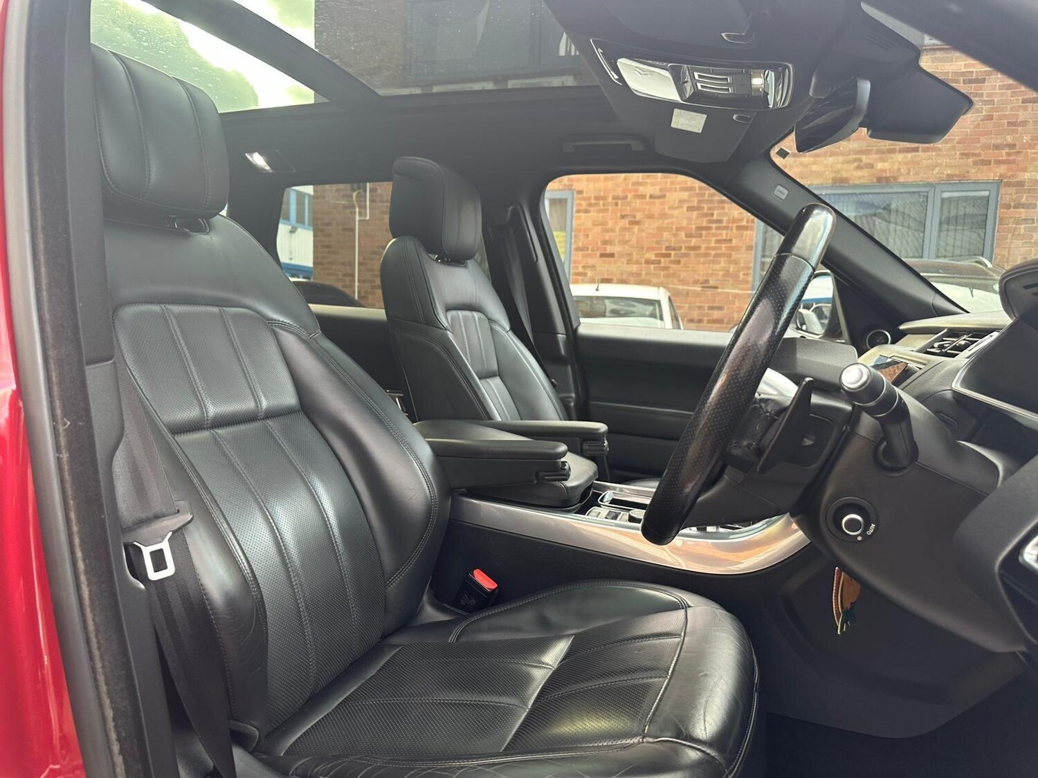 Used Land Rover Range Rover Sport 2018 for sale - 77839607: Photo 43