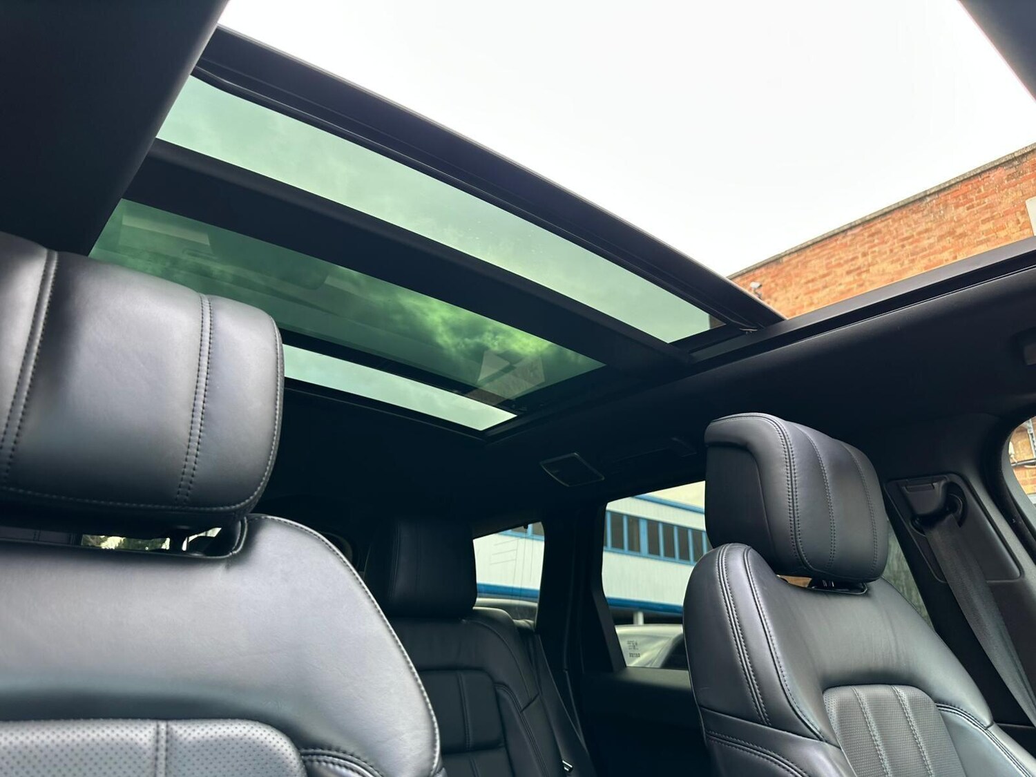 Used Land Rover Range Rover Sport 2018 for sale - 77839607: Photo 44