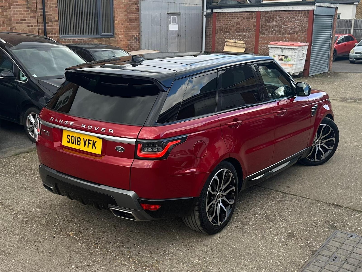 Used Land Rover Range Rover Sport 2018 for sale - 77839607: Photo 9