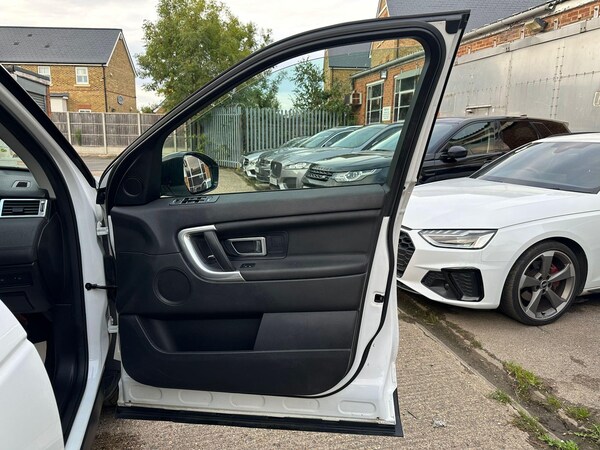 Used Land Rover Discovery Sport for sale - 76284165: Photo 45