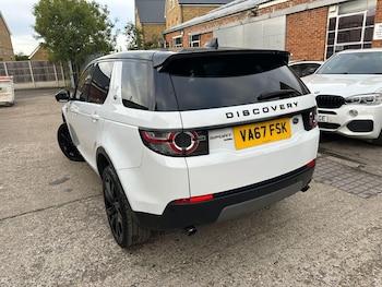 Used Land Rover Discovery Sport for sale - 76284165: Photo 4