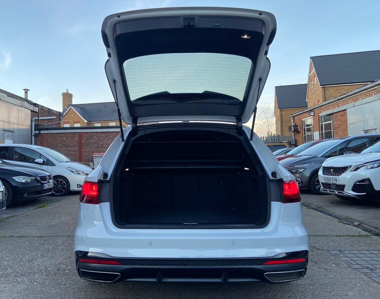 Used Audi A4 2021 for sale - 78116319: Photo 41