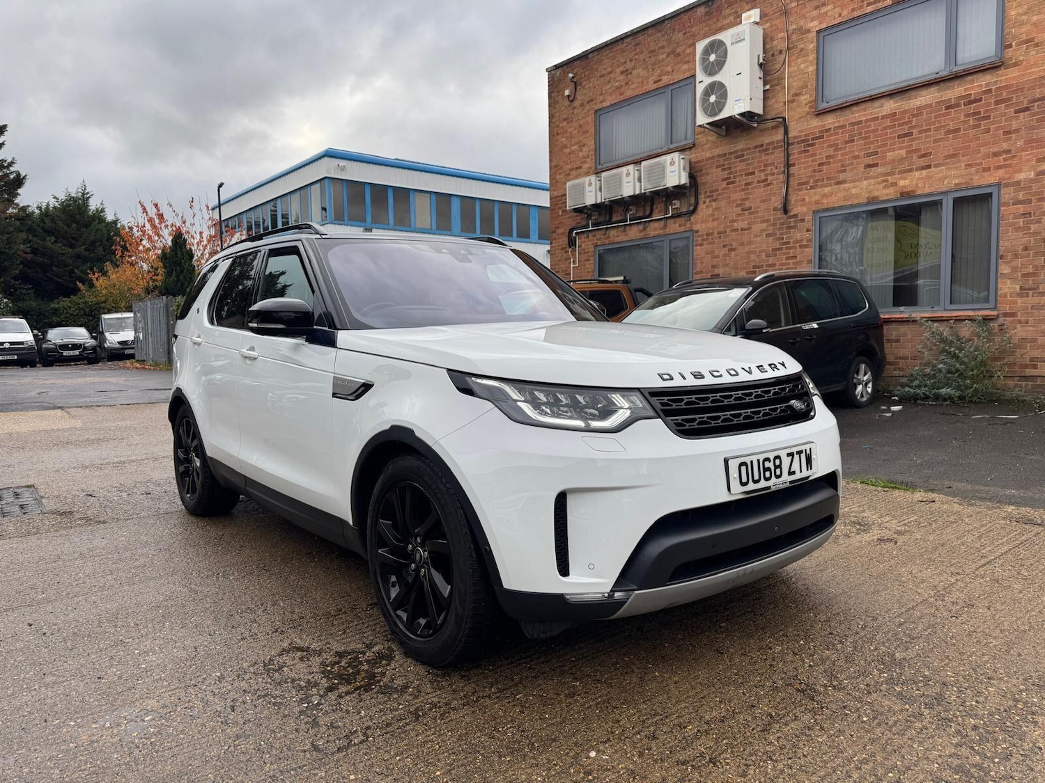 Used Land Rover Discovery 2018 for sale - 77091758: Photo 3