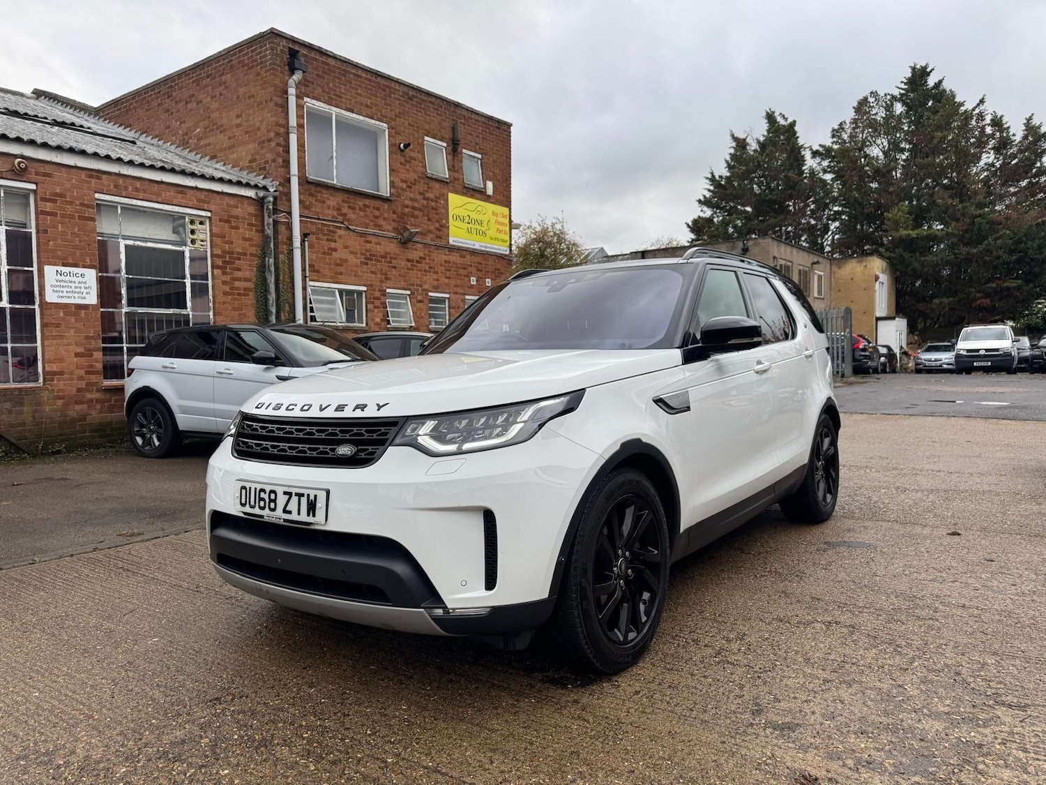 Used Land Rover Discovery 2018 for sale - 77091758: Photo 4