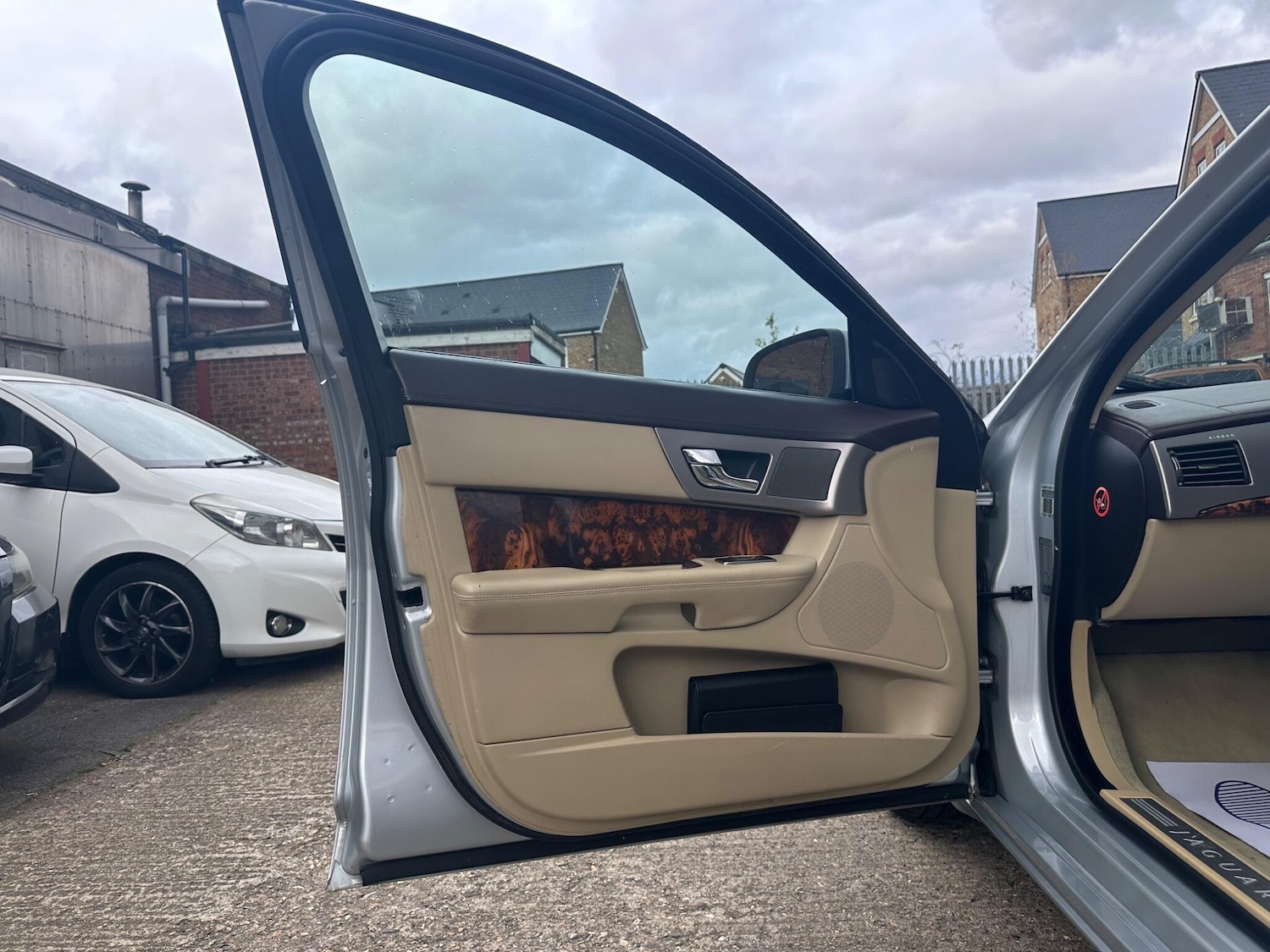 Used Jaguar XF for sale - 78135965: Photo 32