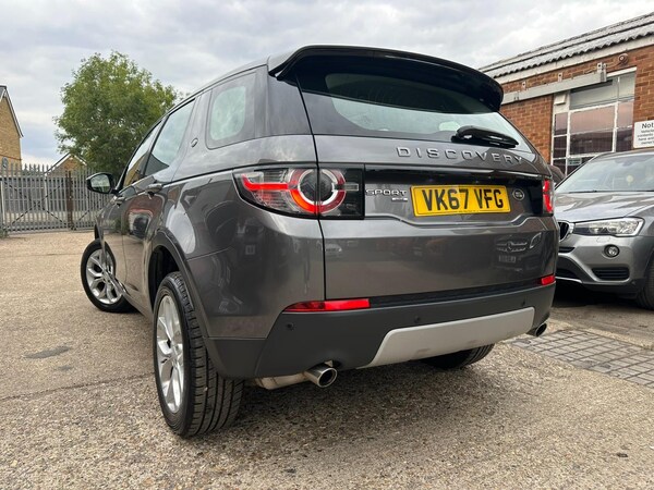 Used Land Rover Discovery Sport 2017 for sale - 75635435: Photo 12