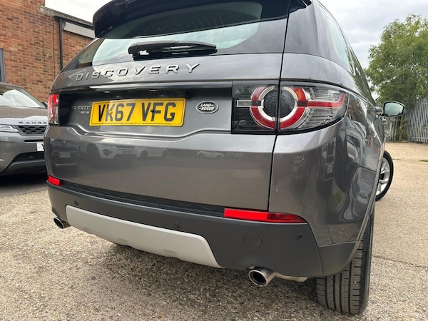 Used Land Rover Discovery Sport 2017 for sale - 75635435: Photo 31