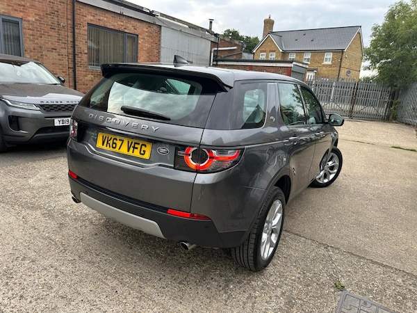 Used Land Rover Discovery Sport 2017 for sale - 75635435: Photo 3