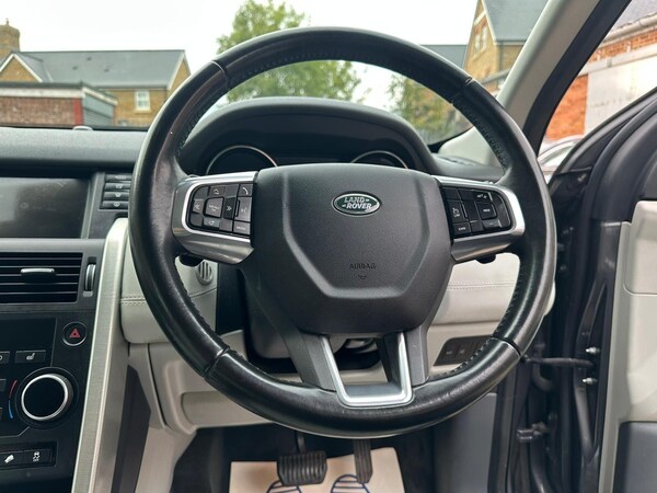 Used Land Rover Discovery Sport 2017 for sale - 75635435: Photo 50