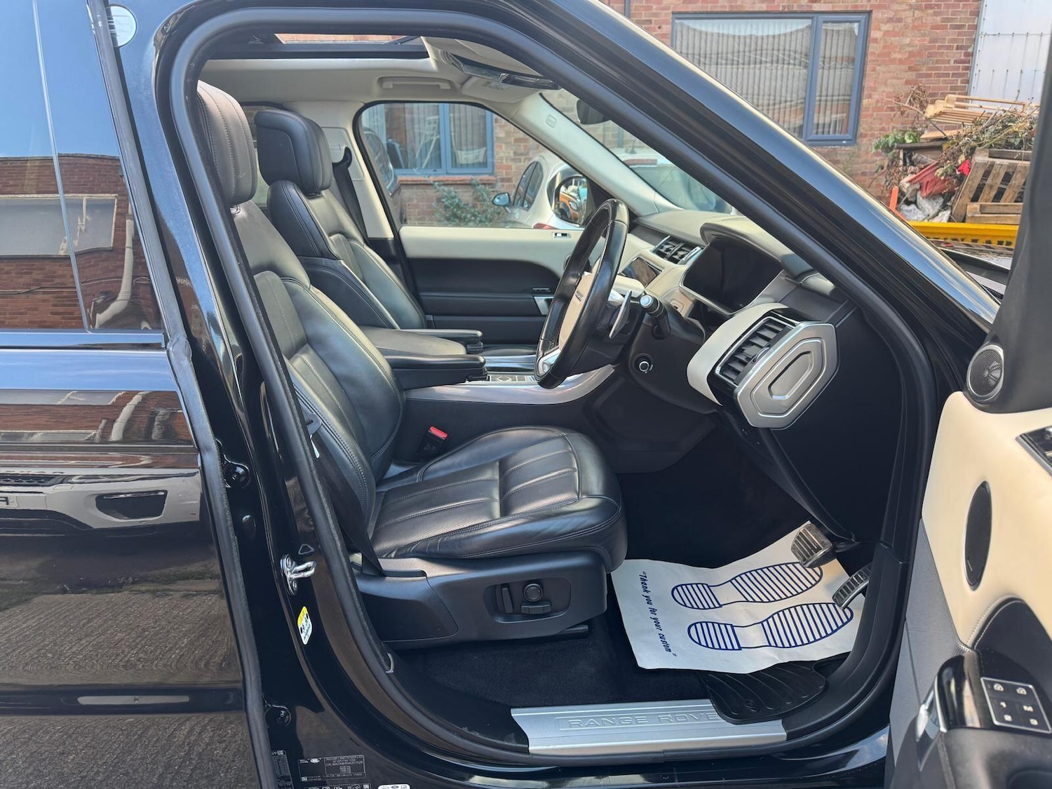 Used Land Rover Range Rover Sport 2021 for sale - 76377864: Photo 17