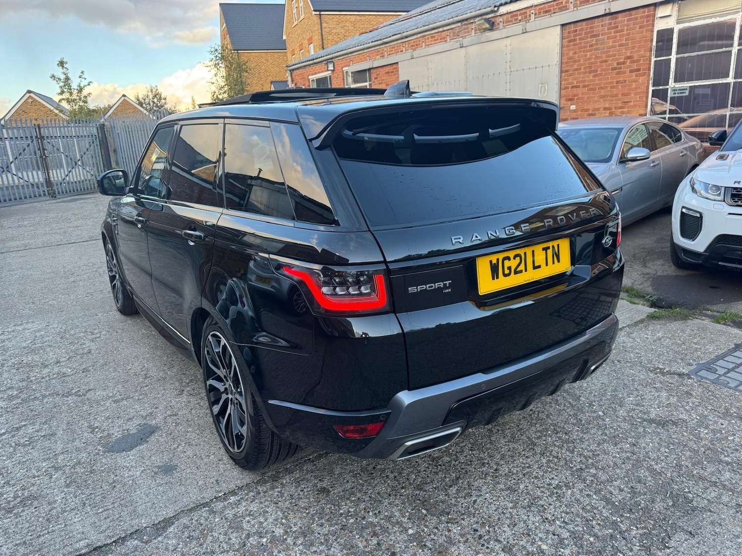 Used Land Rover Range Rover Sport 2021 for sale - 76377864: Photo 26