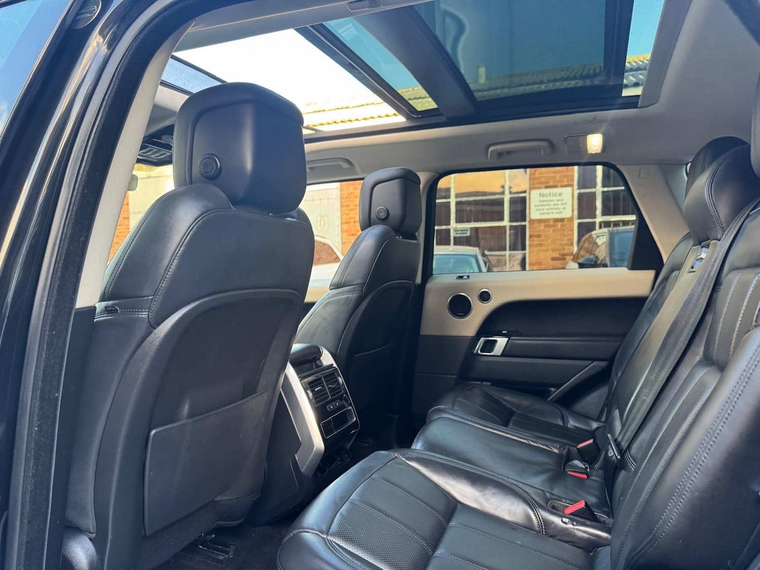 Used Land Rover Range Rover Sport 2021 for sale - 76377864: Photo 44