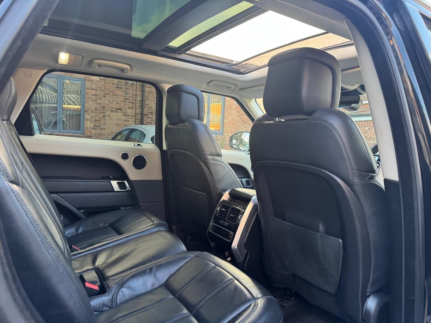 Used Land Rover Range Rover Sport 2021 for sale - 76377864: Photo 46