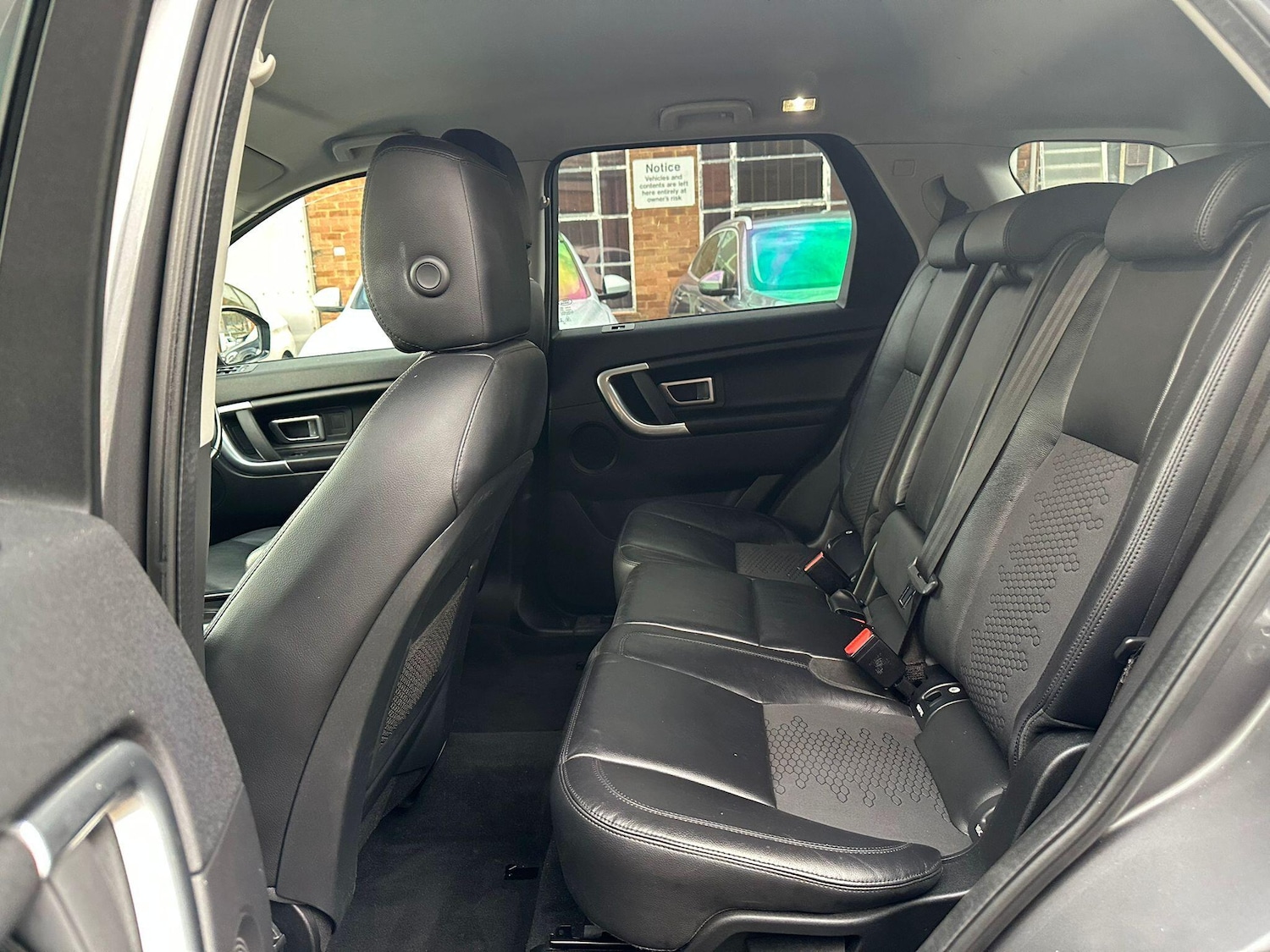 Used Land Rover Discovery Sport 2017 for sale - 76925936: Photo 15