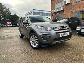 Used Land Rover Discovery Sport 2017 for sale - 76925936: Photo