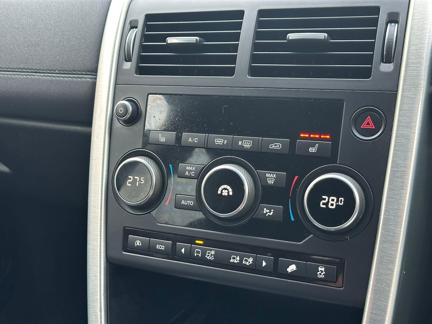 Used Land Rover Discovery Sport 2017 for sale - 76925936: Photo 44