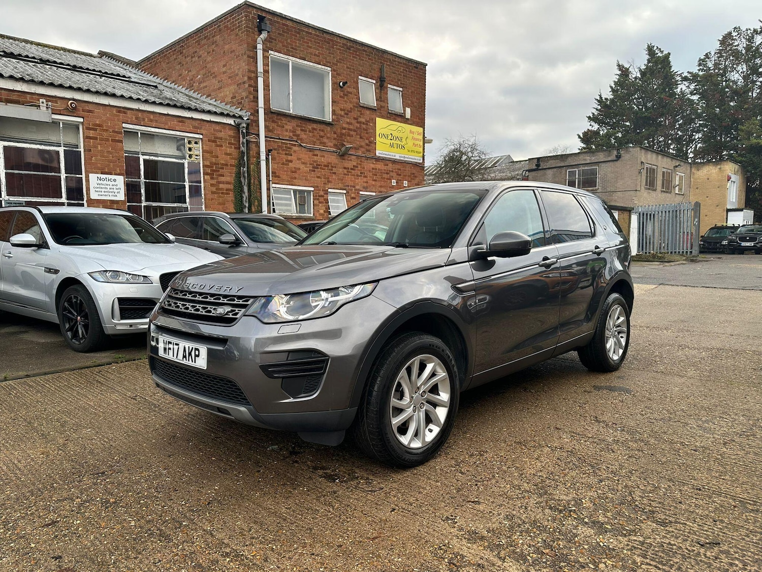 Used Land Rover Discovery Sport 2017 for sale - 76925936: Photo 8