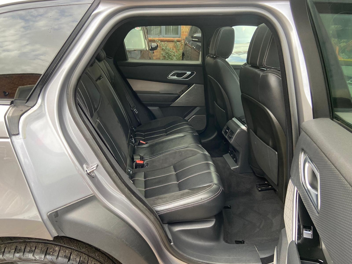 Used Land Rover Range Rover Velar 2020 for sale - 76550357: Photo 16