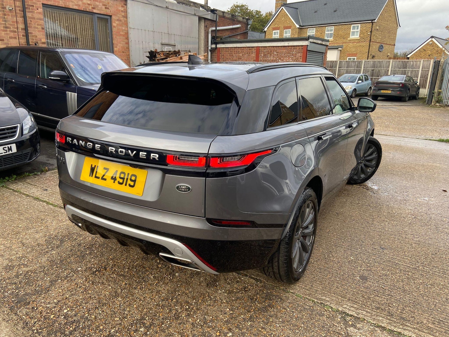 Used Land Rover Range Rover Velar 2020 for sale - 76550357: Photo 3