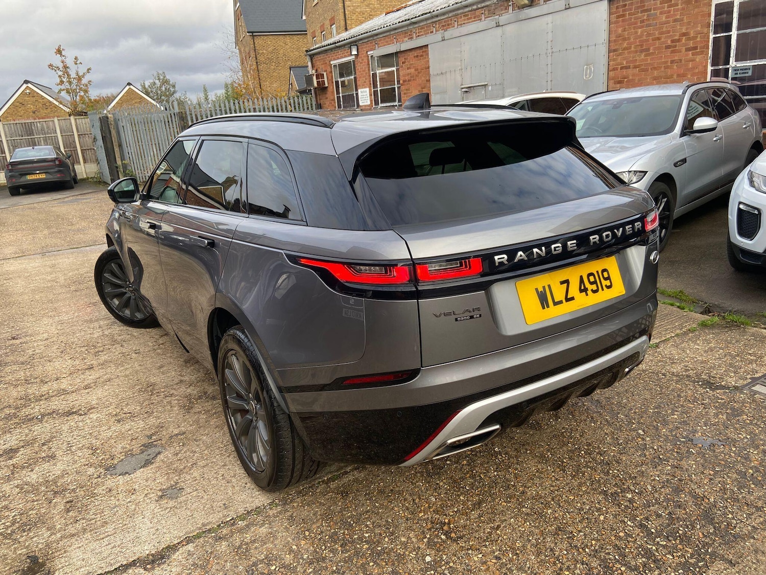 Used Land Rover Range Rover Velar 2020 for sale - 76550357: Photo 4