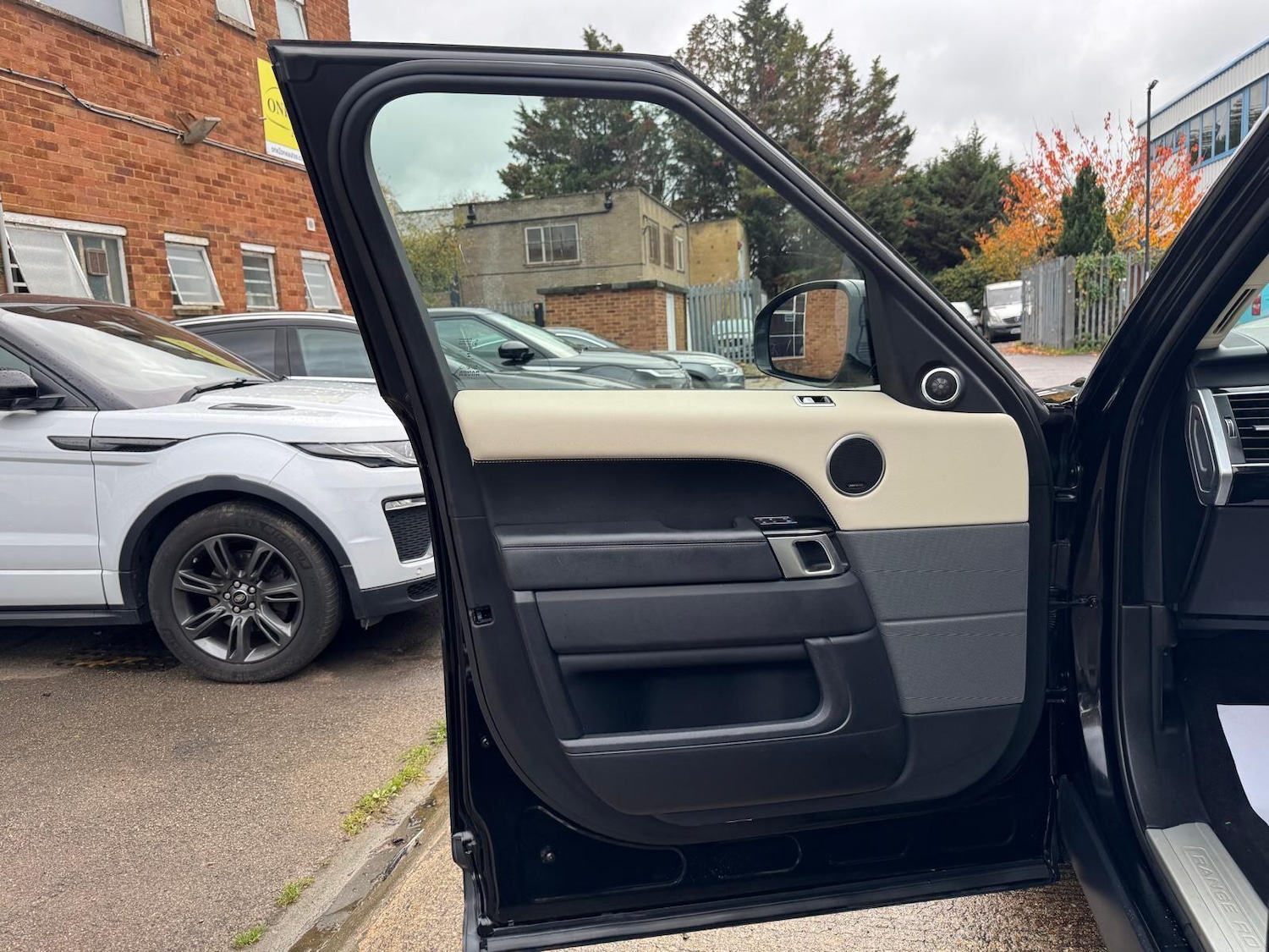 Used Land Rover Range Rover Sport 2021 for sale - 76512442: Photo 42