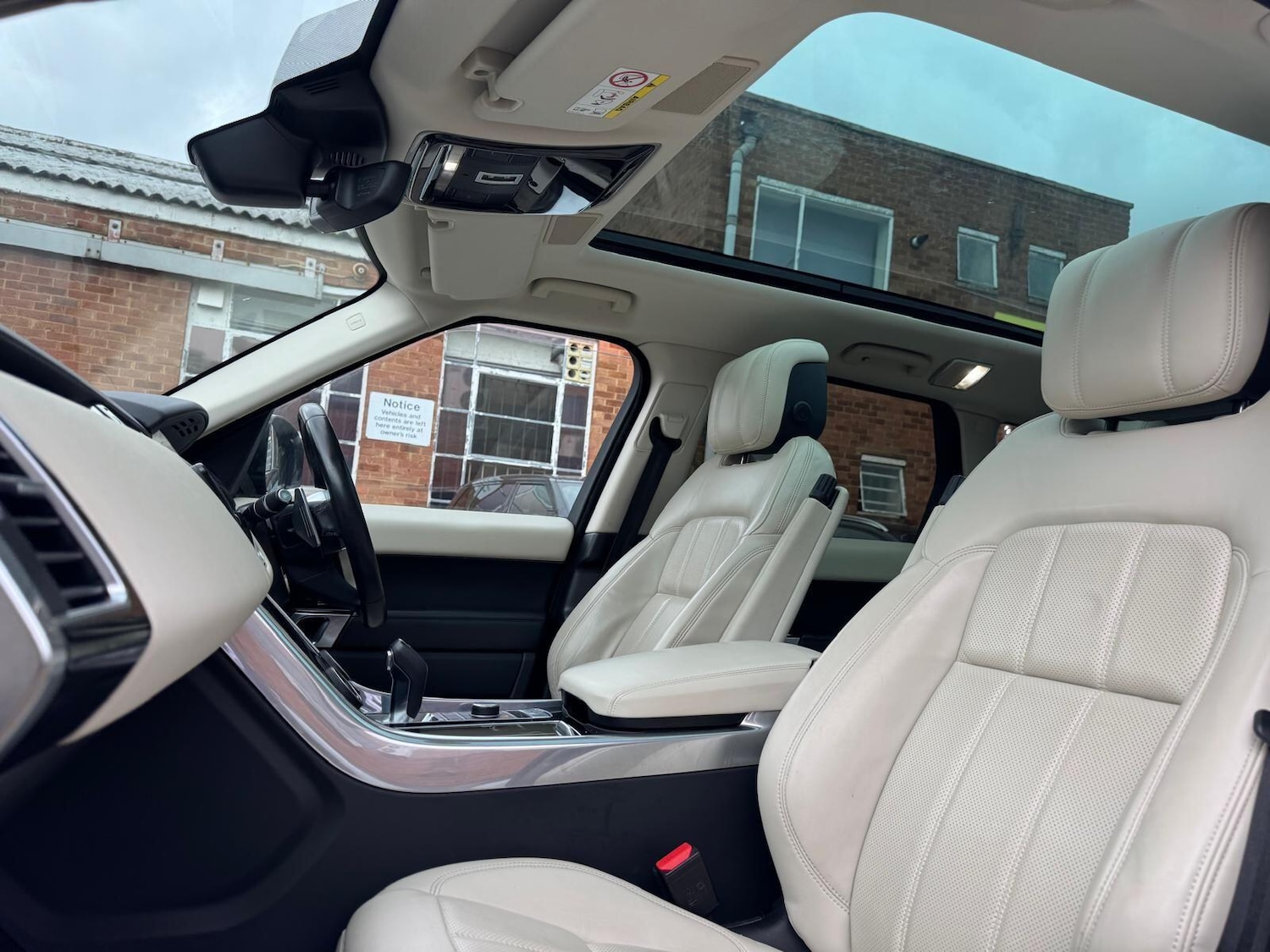 Used Land Rover Range Rover Sport 2021 for sale - 76512442: Photo 43