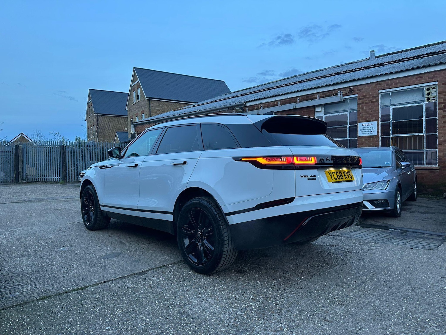 Used Land Rover Range Rover Velar 2018 for sale - 77559779: Photo 10