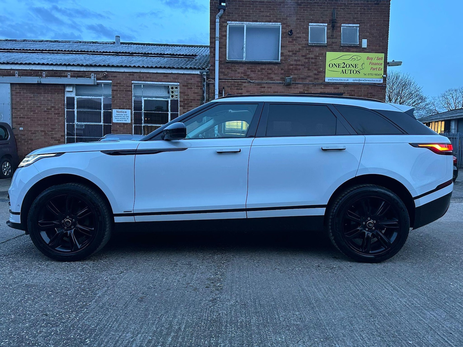 Used Land Rover Range Rover Velar 2018 for sale - 77559779: Photo 12