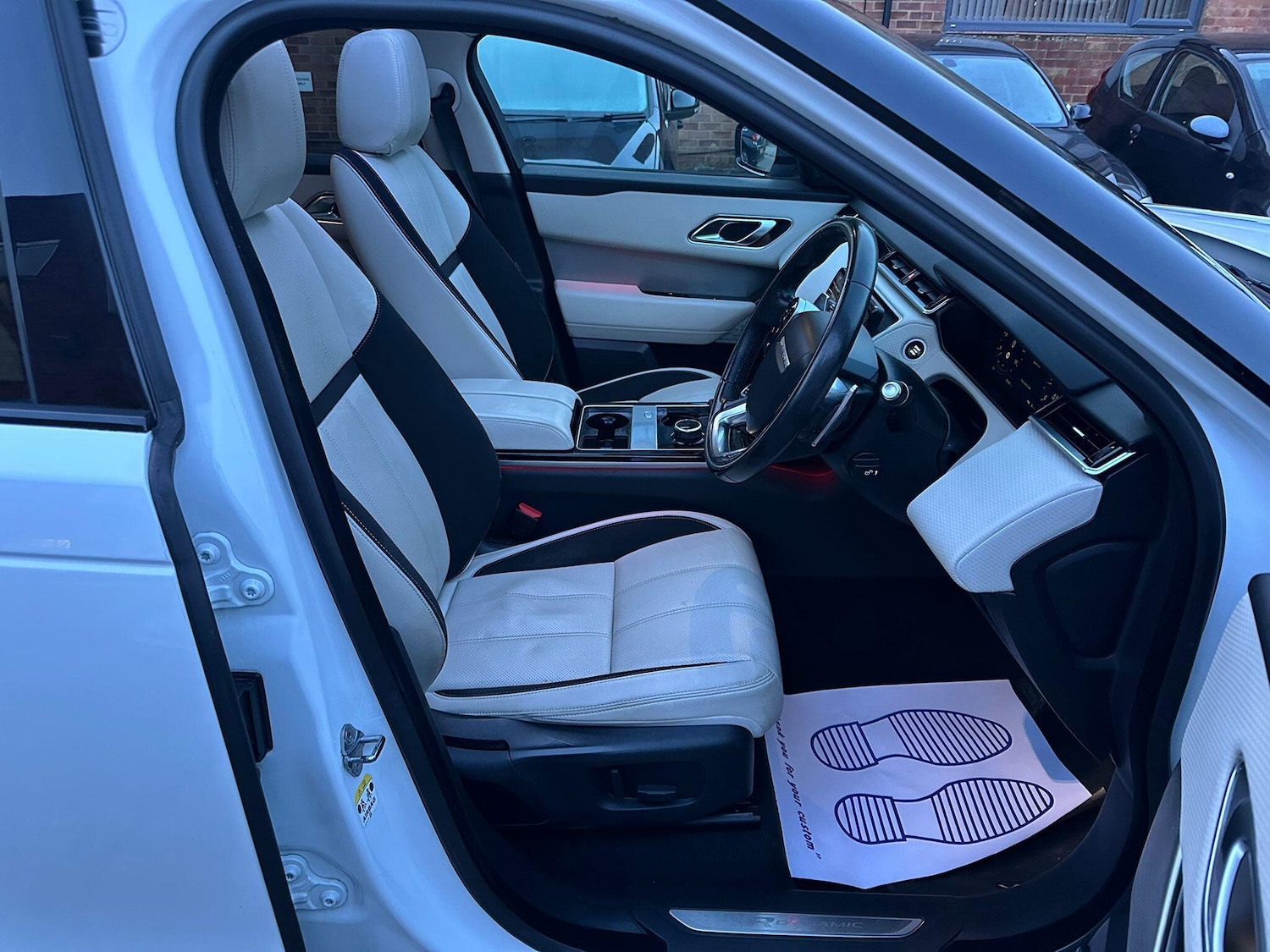 Used Land Rover Range Rover Velar 2018 for sale - 77559779: Photo 17