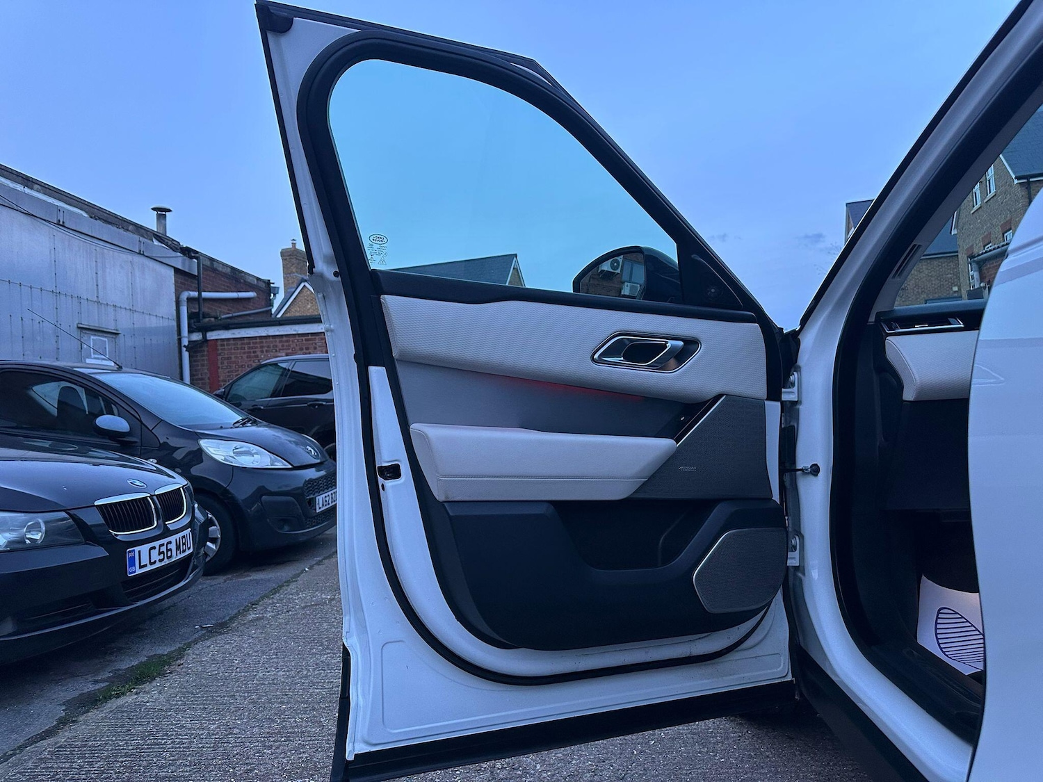 Used Land Rover Range Rover Velar 2018 for sale - 77559779: Photo 40