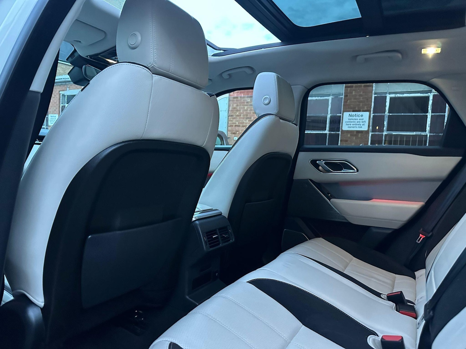 Used Land Rover Range Rover Velar 2018 for sale - 77559779: Photo 42