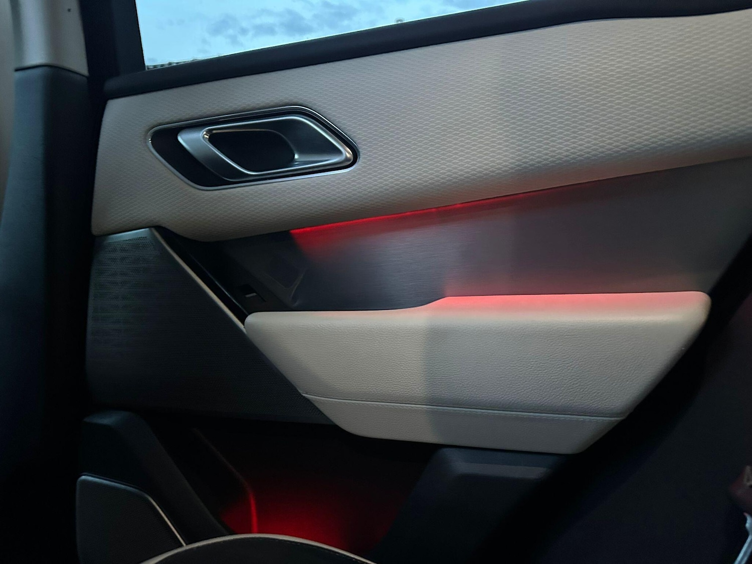 Used Land Rover Range Rover Velar 2018 for sale - 77559779: Photo 49