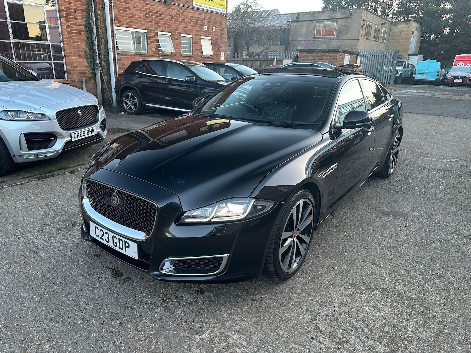 Used Jaguar XJ 2019 for sale - 77091294: Photo 24