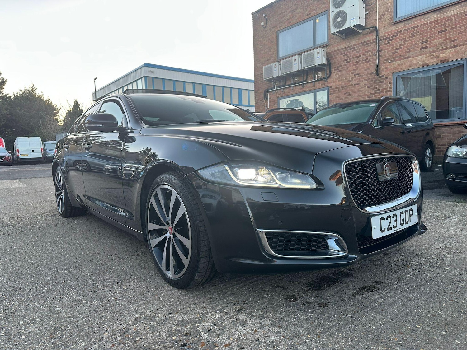 Used Jaguar XJ 2019 for sale - 77091294: Photo 68