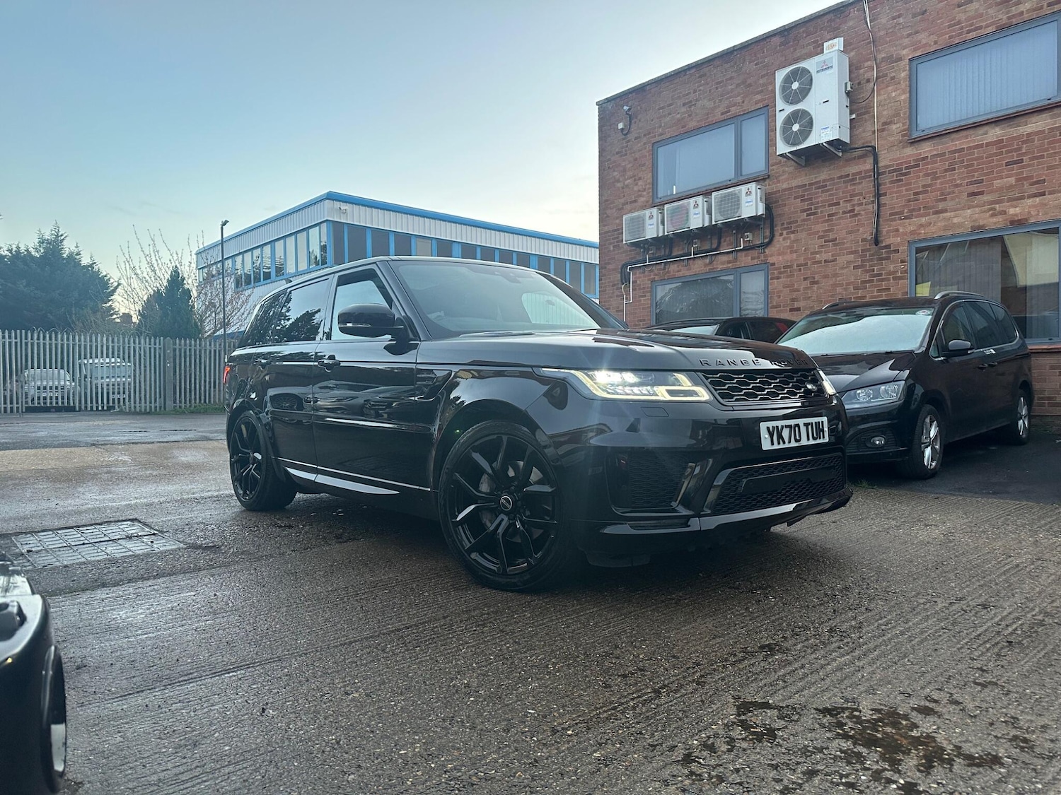 Used Land Rover Range Rover Sport 2020 for sale - 78062660: Photo 1