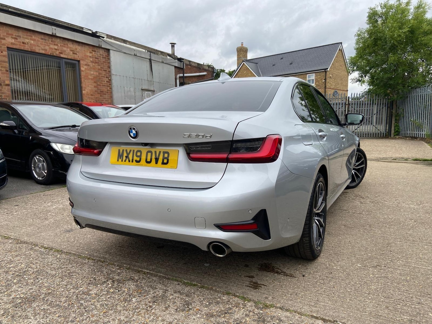 Used BMW 3 Series 2019 for sale - 76200075: Photo 23