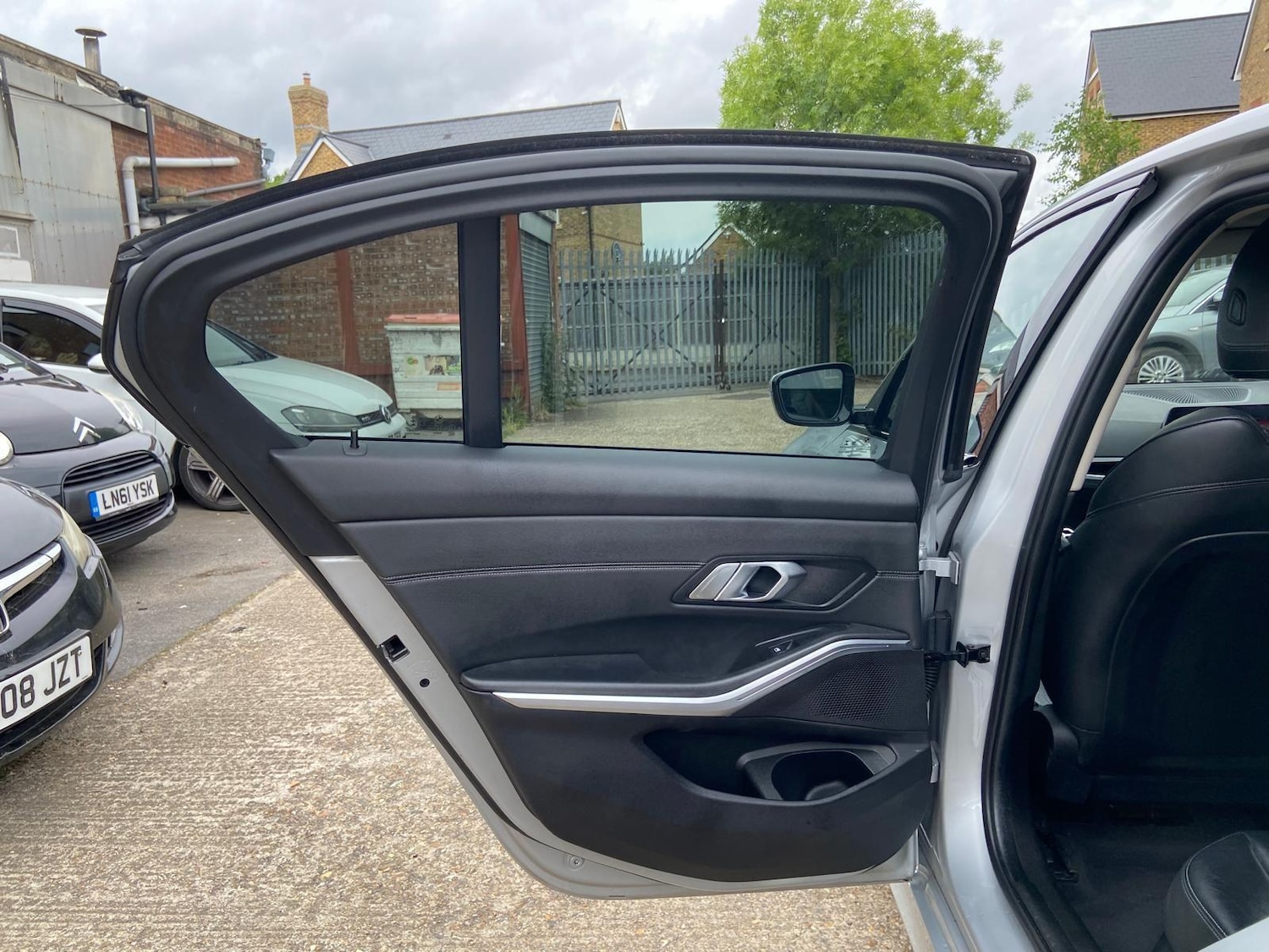 Used BMW 3 Series 2019 for sale - 76200075: Photo 38