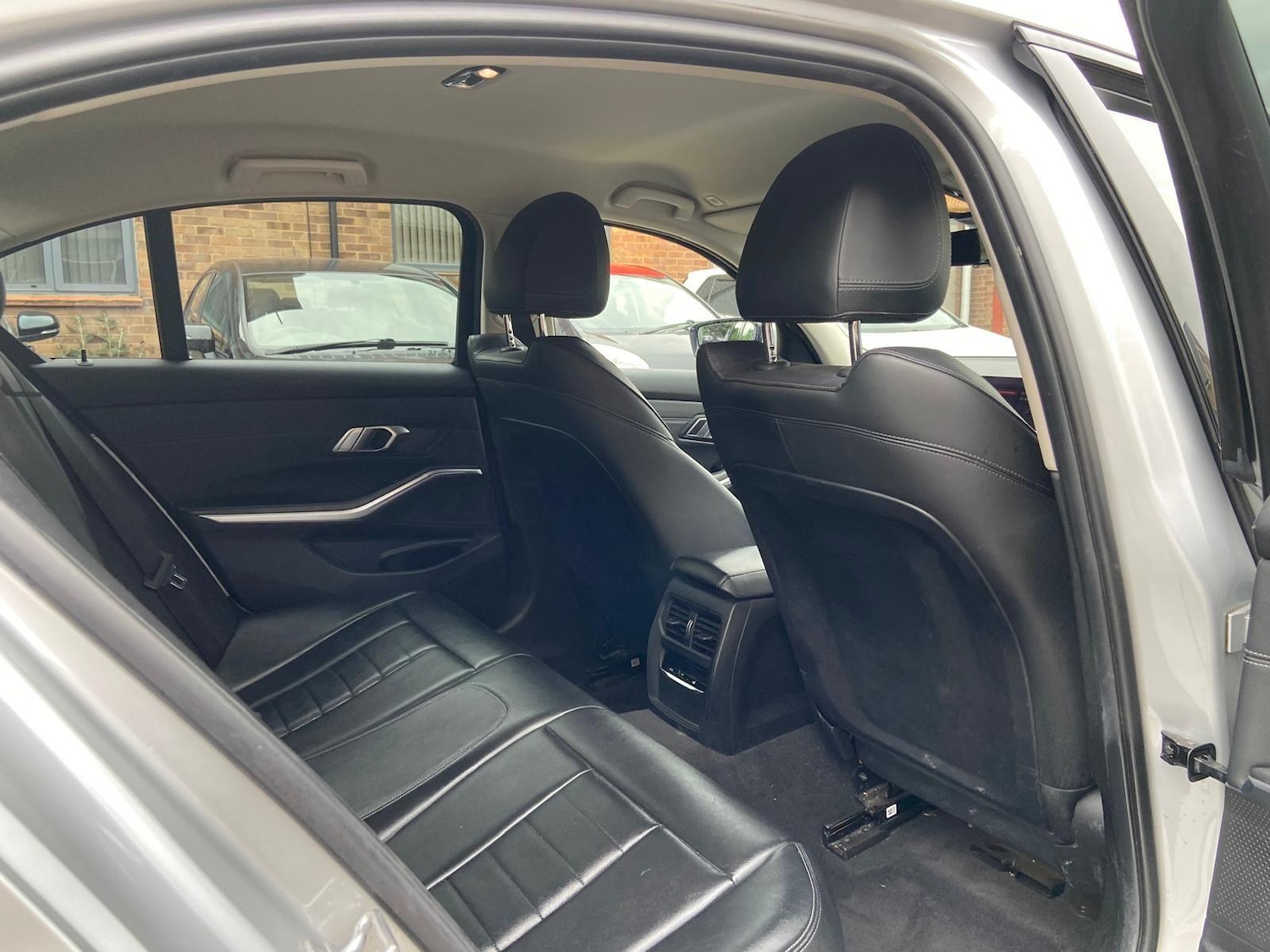 Used BMW 3 Series 2019 for sale - 76200075: Photo 40