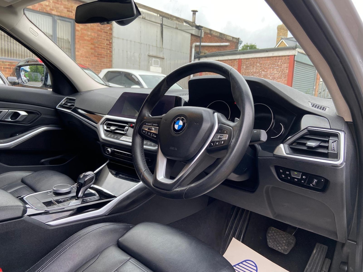 Used BMW 3 Series 2019 for sale - 76200075: Photo 43