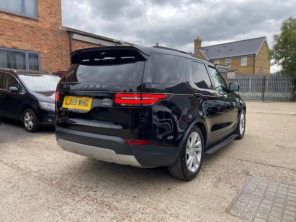 Used Land Rover Discovery 2019 for sale - 76060869: Photo 9