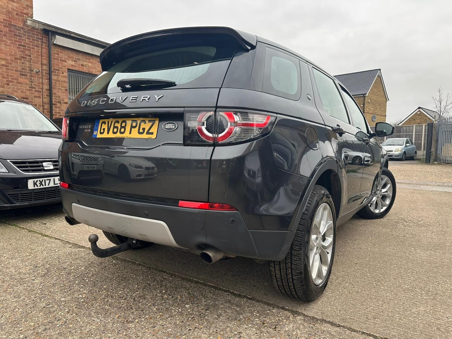 Used Land Rover Discovery Sport 2019 for sale - 77597896: Photo 3