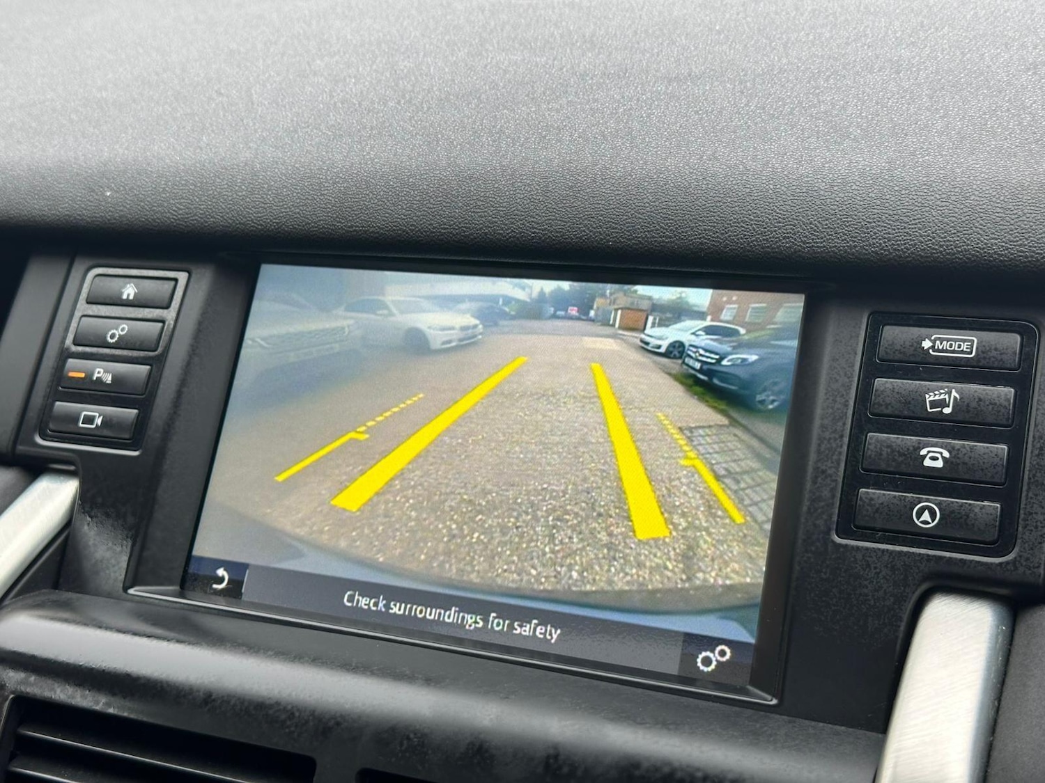 Used Land Rover Discovery Sport 2019 for sale - 77597896: Photo 59