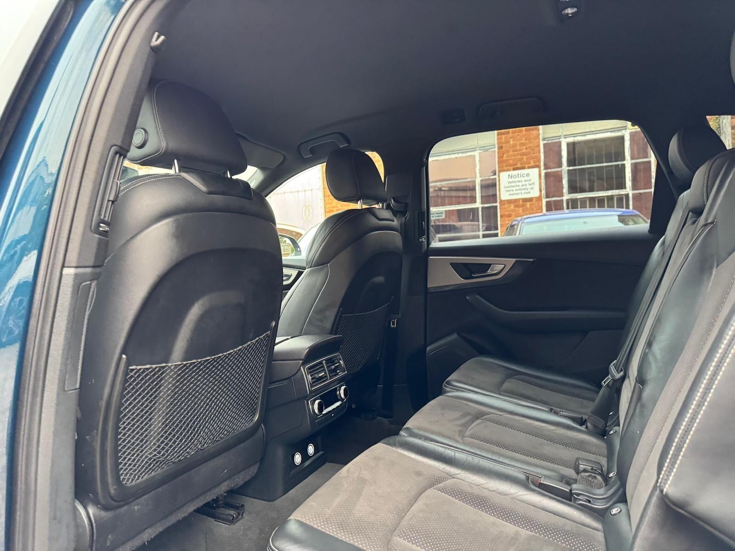 Used Audi Q7 2018 for sale - 76953136: Photo 46