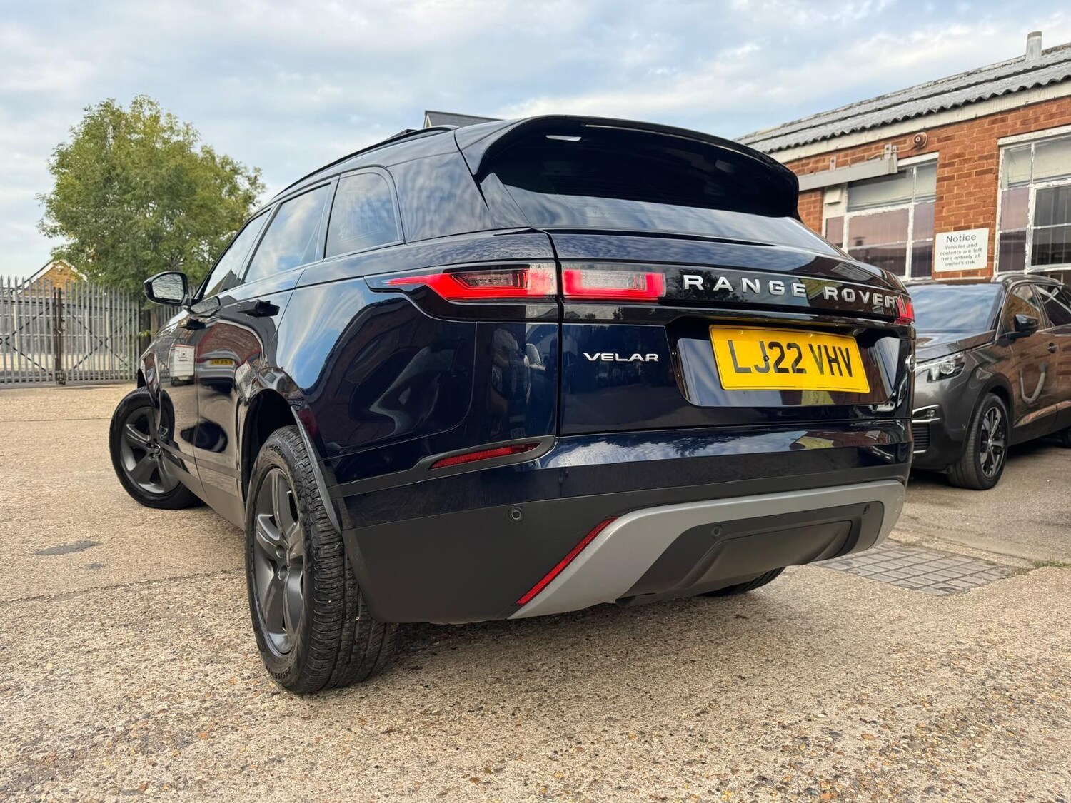 Used Land Rover Range Rover Velar 2022 for sale - 76094746: Photo 9