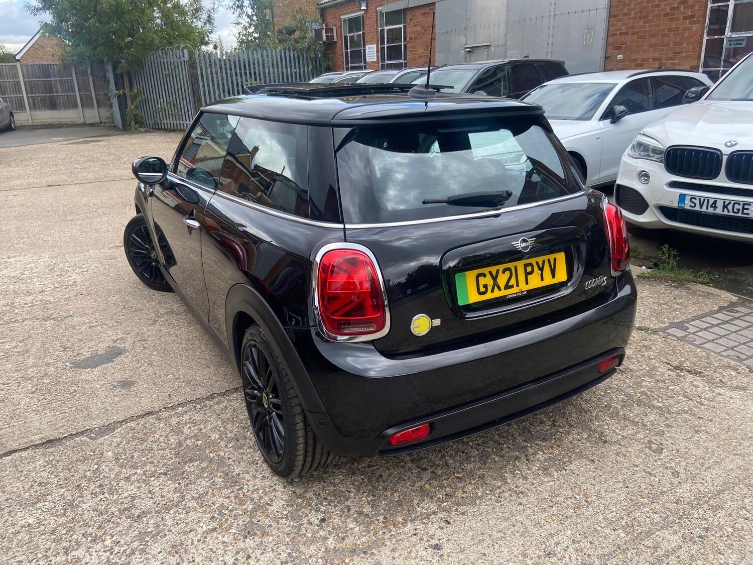Used MINI Electric Hatch 2021 for sale - 76294772: Photo 4