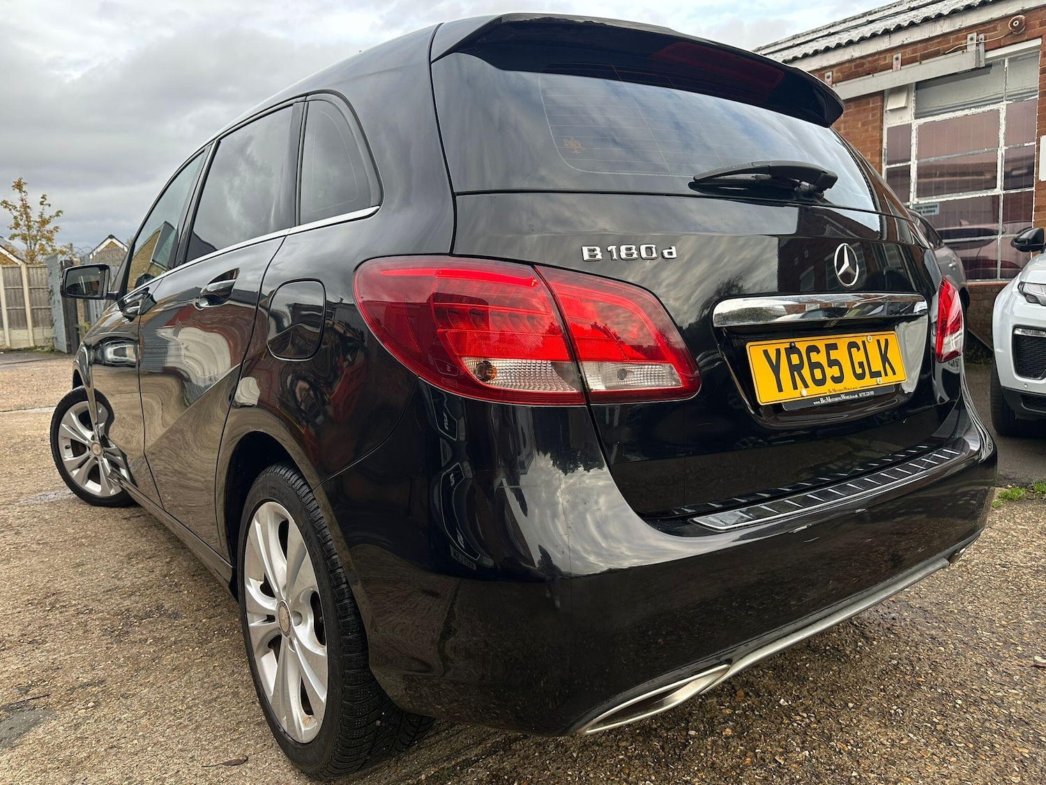 Used Mercedes-Benz B Class 2015 for sale - 77091676: Photo 11