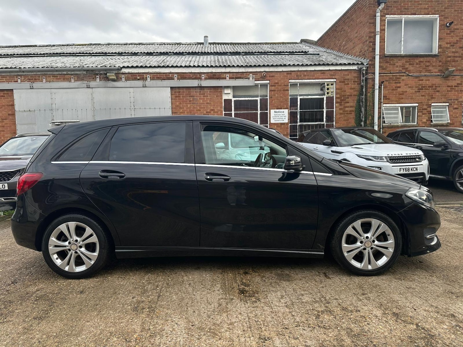 Used Mercedes-Benz B Class 2015 for sale - 77091676: Photo 56