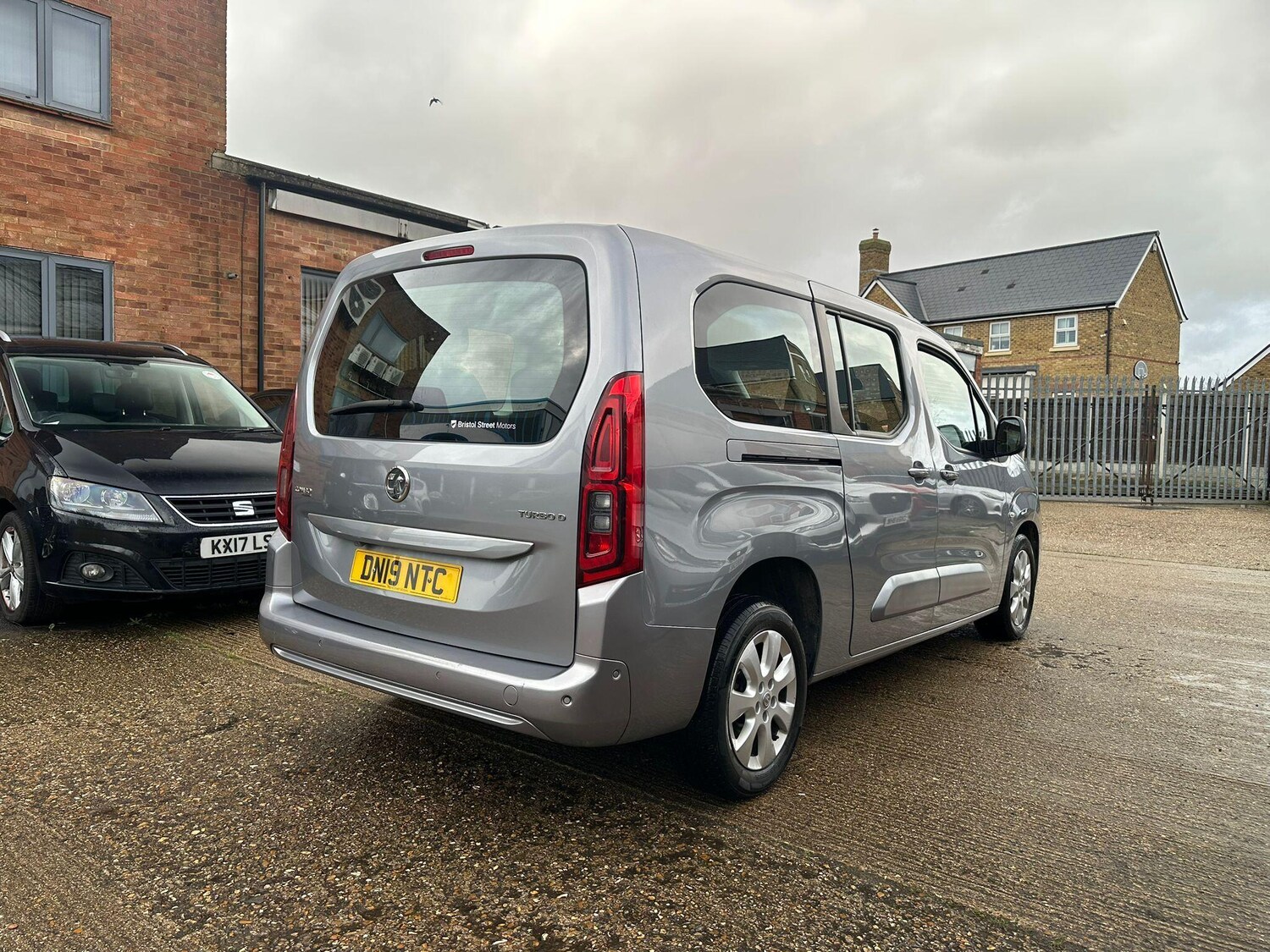 Used Vauxhall Combo Life 2019 for sale - 77479001: Photo 9