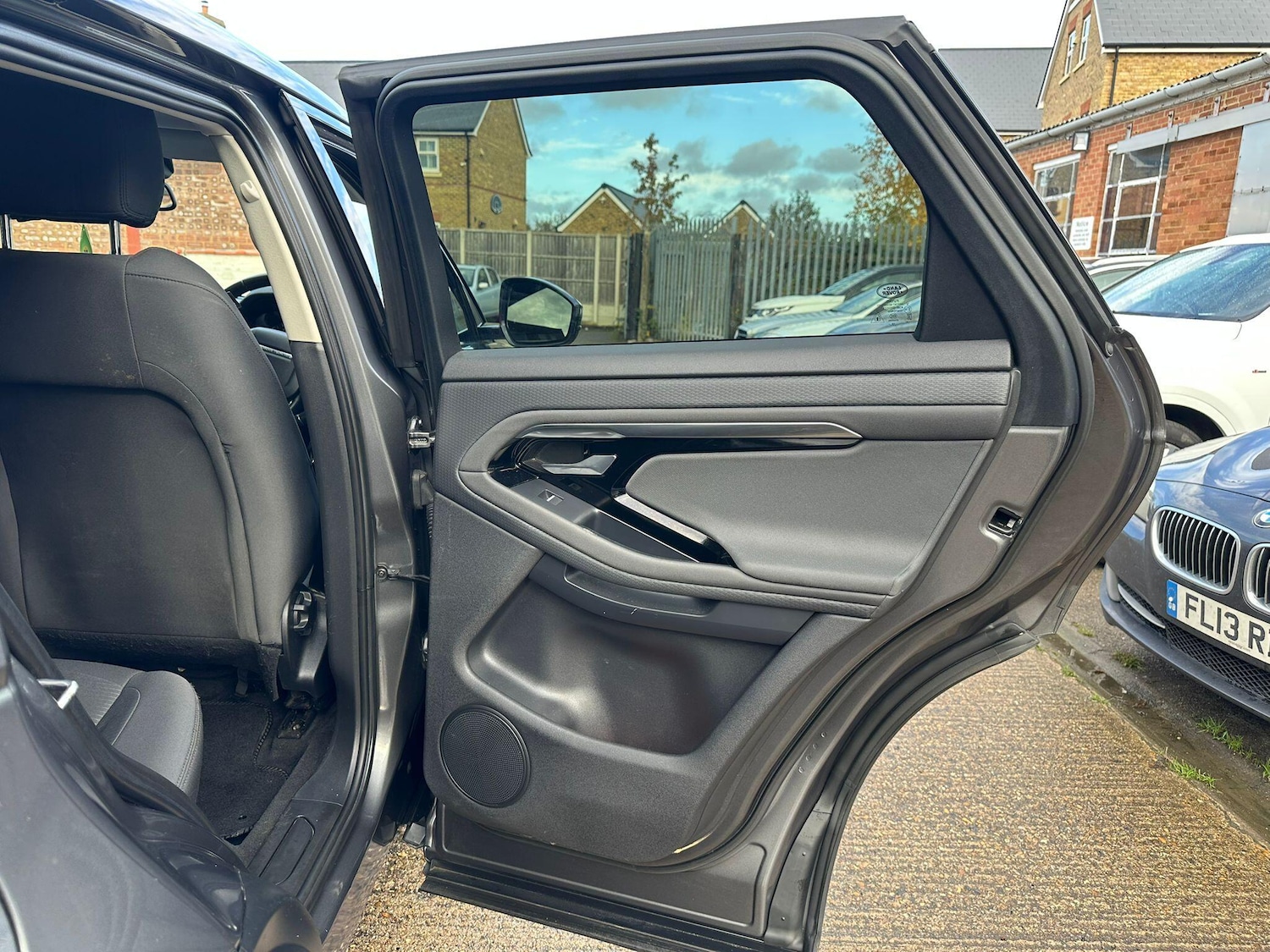 Used Land Rover Range Rover Evoque 2019 for sale - 76498899: Photo 40